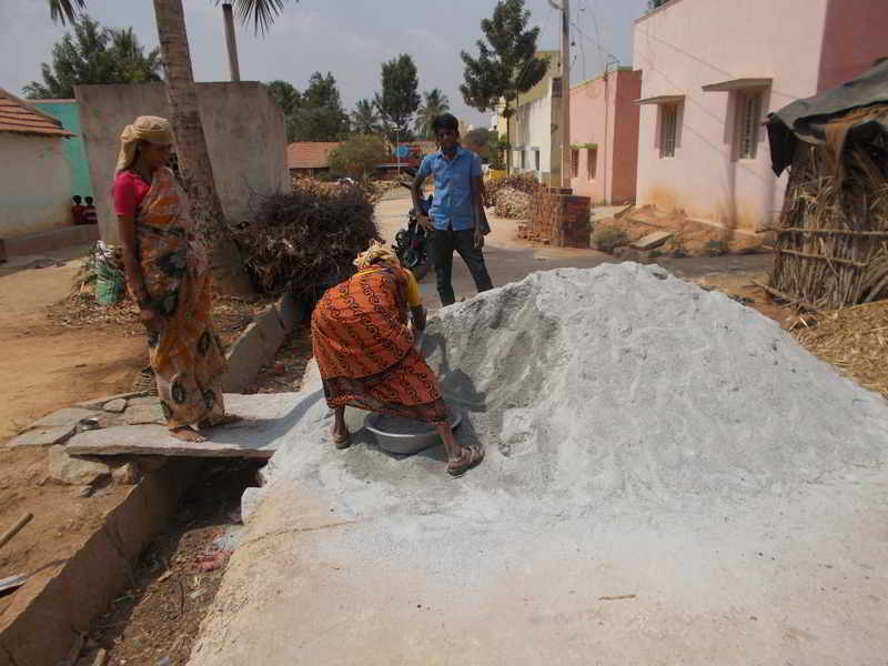 First_phase_toilet_construction_started01.jpg