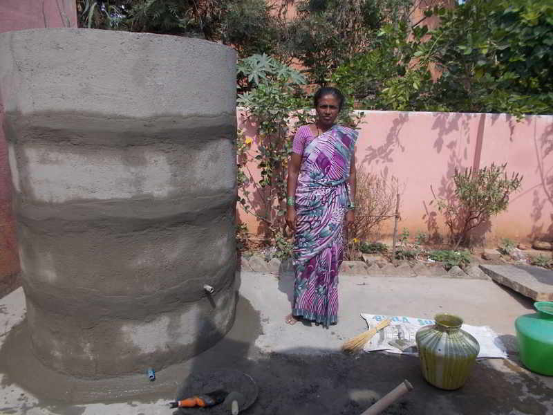 First_phase_toilet_construction_started05.jpg